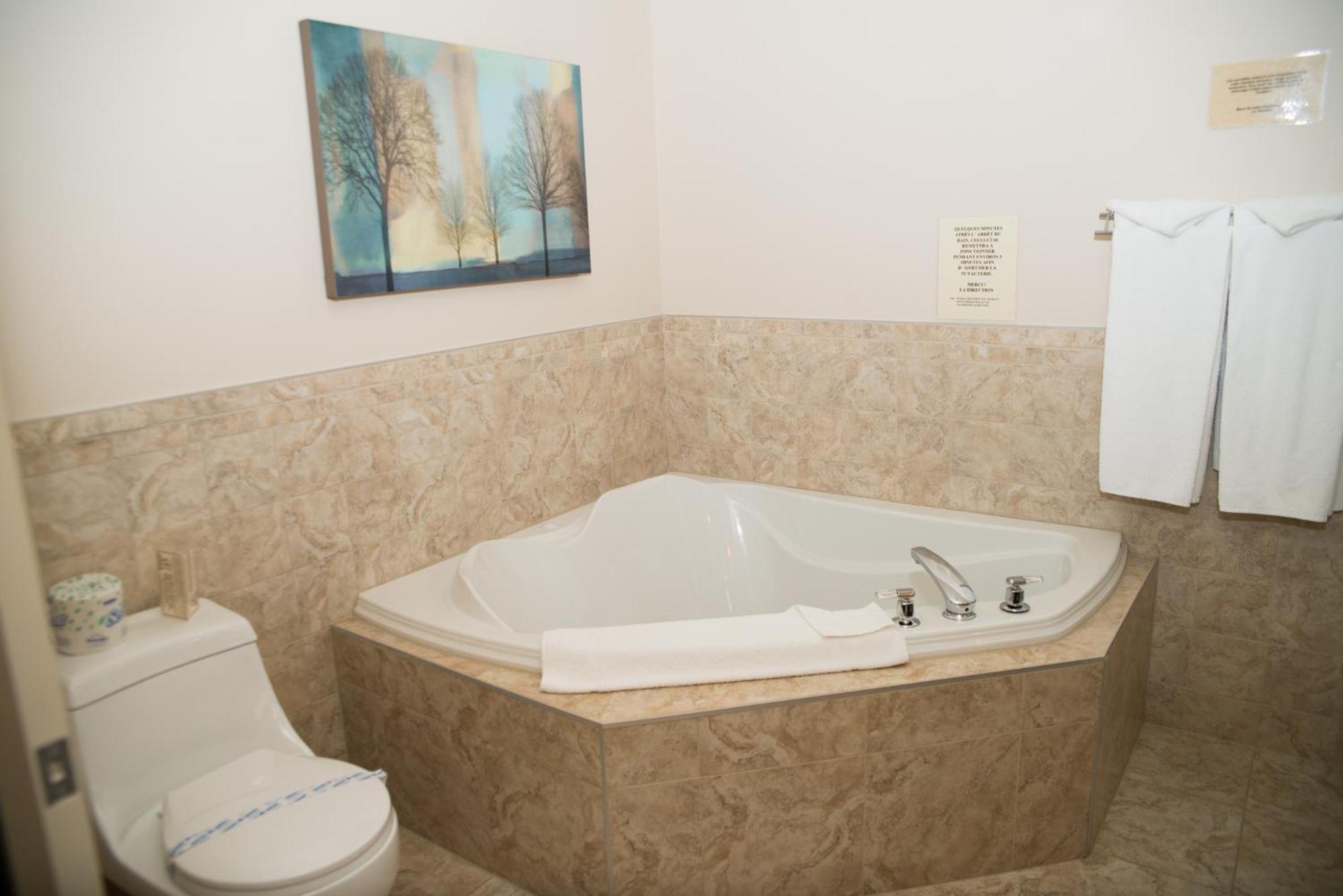Auberge L'Ambassadeur アムキ エクステリア 写真